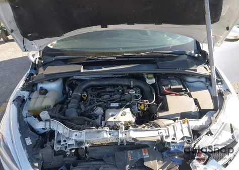 2018 Ford Focus Se z USA, uszkodzony, nr VIN 1FADP3FE4JL296499